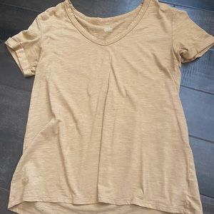 American Eagle Yellow tee